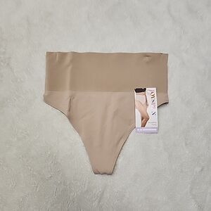 NWT Joyspun Women's Shapewear Everyday Smoothing Thong Size Medium Adore Tan